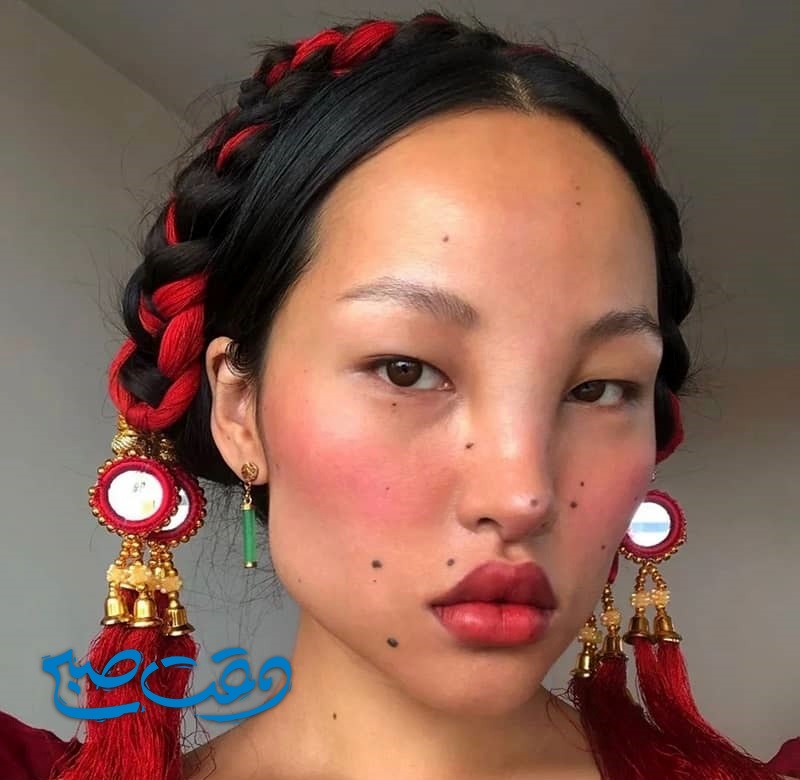 تصاویر شگفت آور؛ مدل زن زیبا دقیقا شبیه موجودات فیلم "آواتار" است! تصاویر شگفت آور؛ مدل زن زیبا دقیقا شبیه موجودات فیلم "آواتار" است!