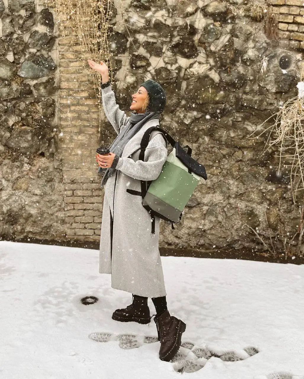 مینا مختاری در برف