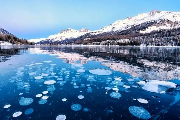 این دریاچه‌ یخی زیبا می‌تواند زمین را به آتش بکشد! 