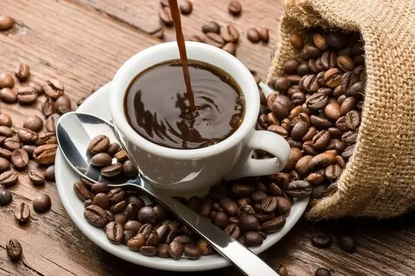 واقعا خوردن قهوه باعث کوتاهی قد می شود!