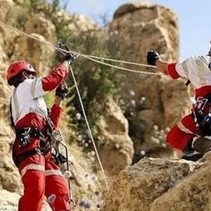 نجات معجزه‌آسای مرد ۴۳ساله در تهران