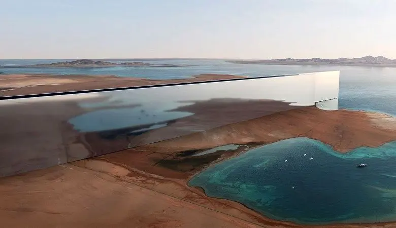 تصاویر/ عربستان با ۱ تریلیون دلار هزینه آسمان‌خراش ۱۷۰ کیلومتری می‌سازد!