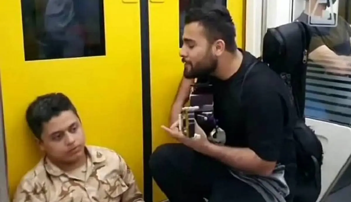 ویدئو/ سرباز عاشق پیشه و دلداری به سبک خواننده مترو!