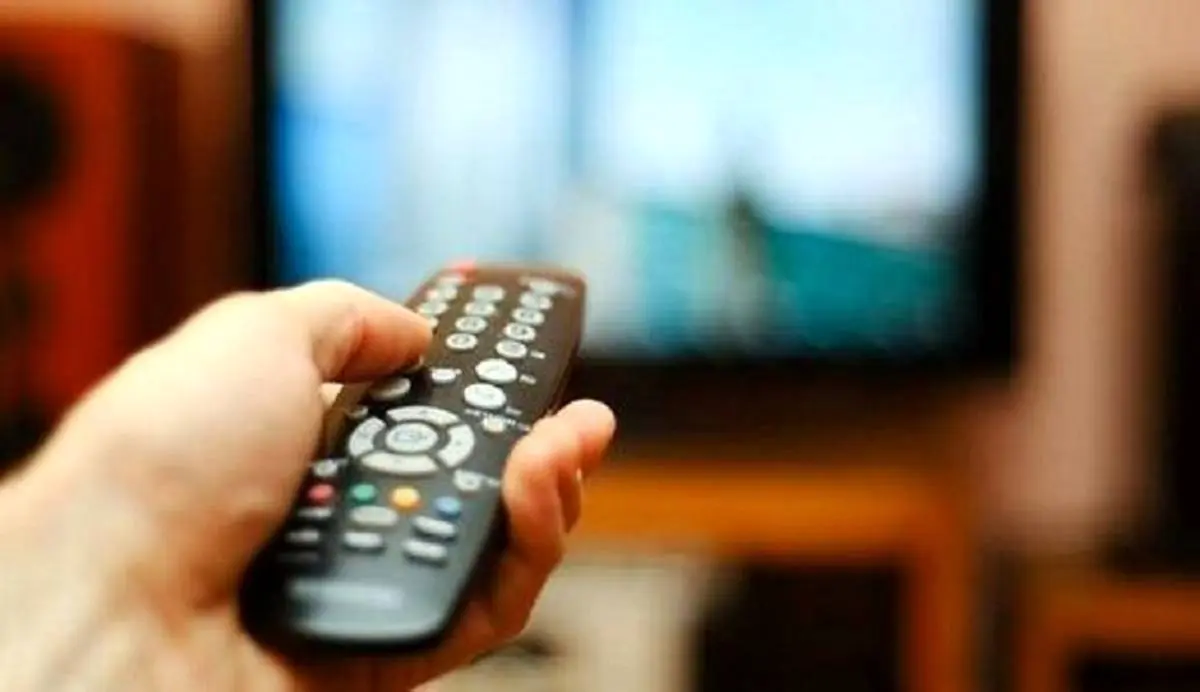 خداحافظی ناگهانی “آقای مجری سرشناس” از تلویزیون/ عکس