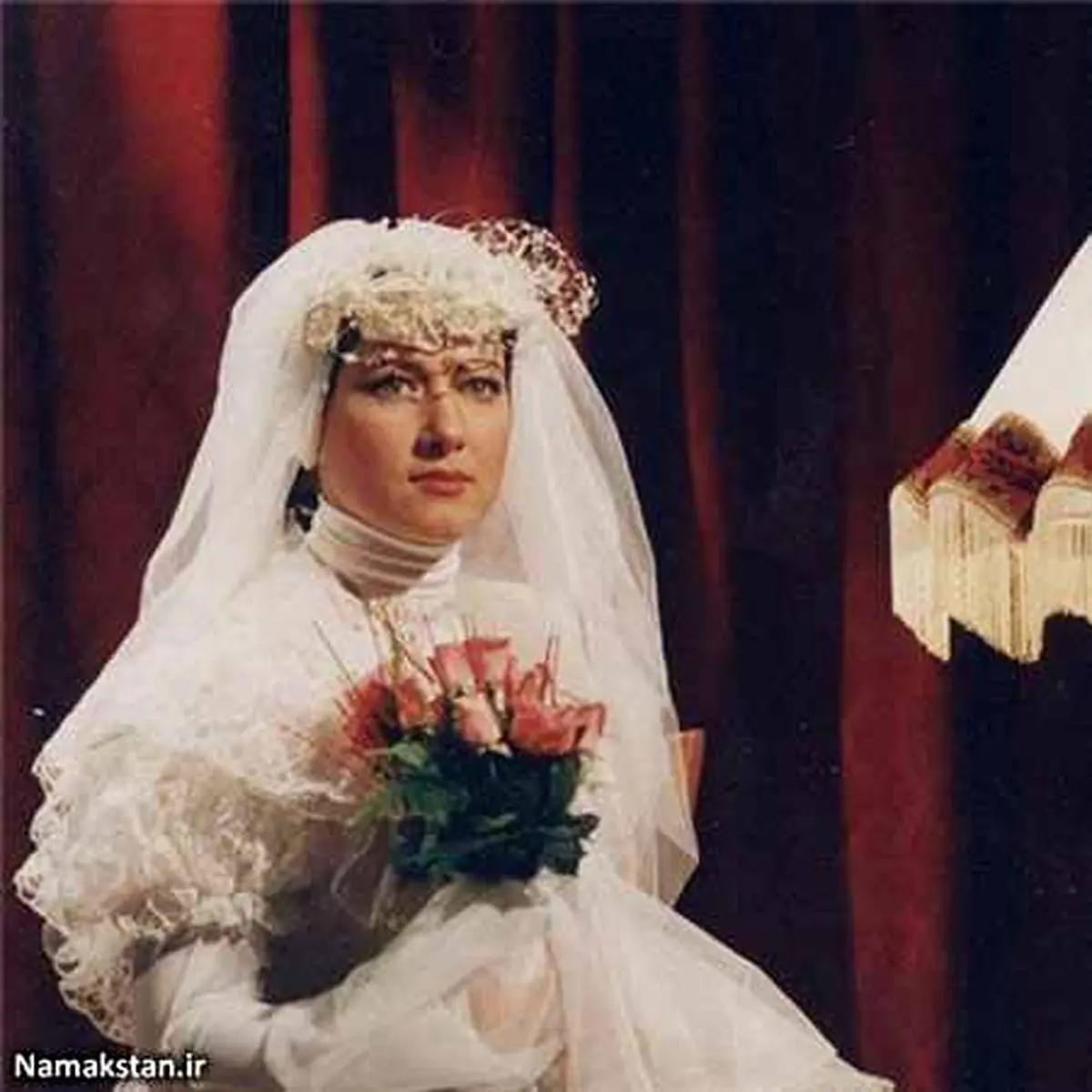 تغییر چهره “خانم بازیگر معروف” در جشن عروسی اش/ عکس