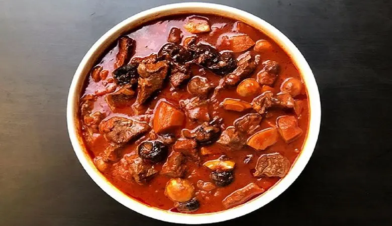 “خورش به و آلو”، خورشتی سنتی و خوش عطر و طعم