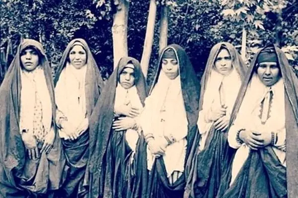 عکس ناراحت کننده از شکنجه زنان در زمان قاجار