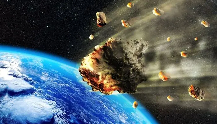 خطر شهاب سنگ‌ها با بمب اتم از زمین دور می شود؟!