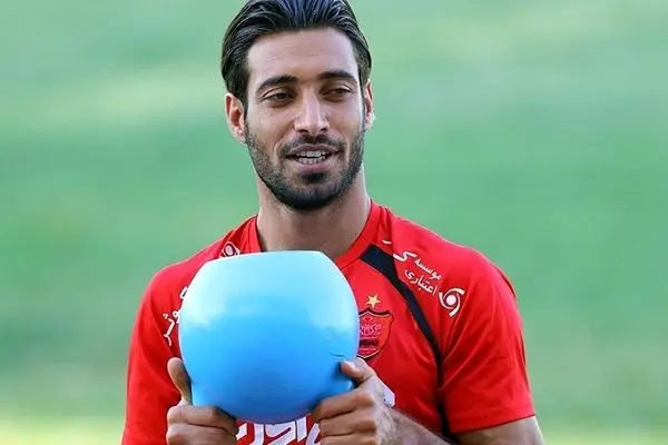 فخرفروشی به سبک مدافع پرسپولیسی