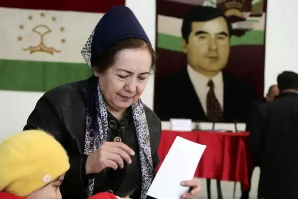 ممنوعیت حجاب در تاجیکستان جنجالی شد؛ جریمه 20 میلیون تومانی