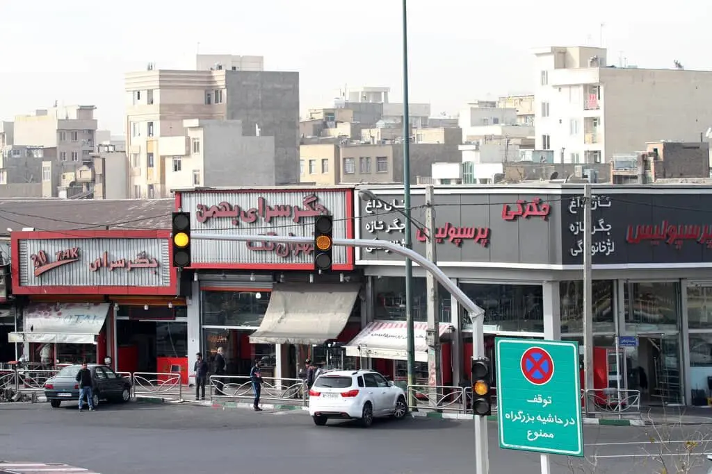 عکس/ وقتی کشتارگاه تهران که الان پاتوق خوردن دل و جگر است ساخته شد