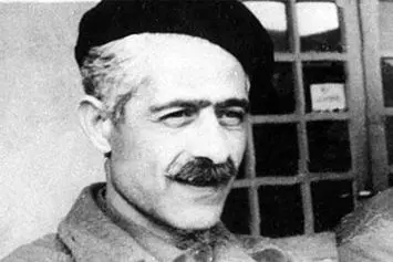 دلیل مرگ ناگهانی جلال آل احمد از زبان همسرش؛ مراهم سیگاری کرد!